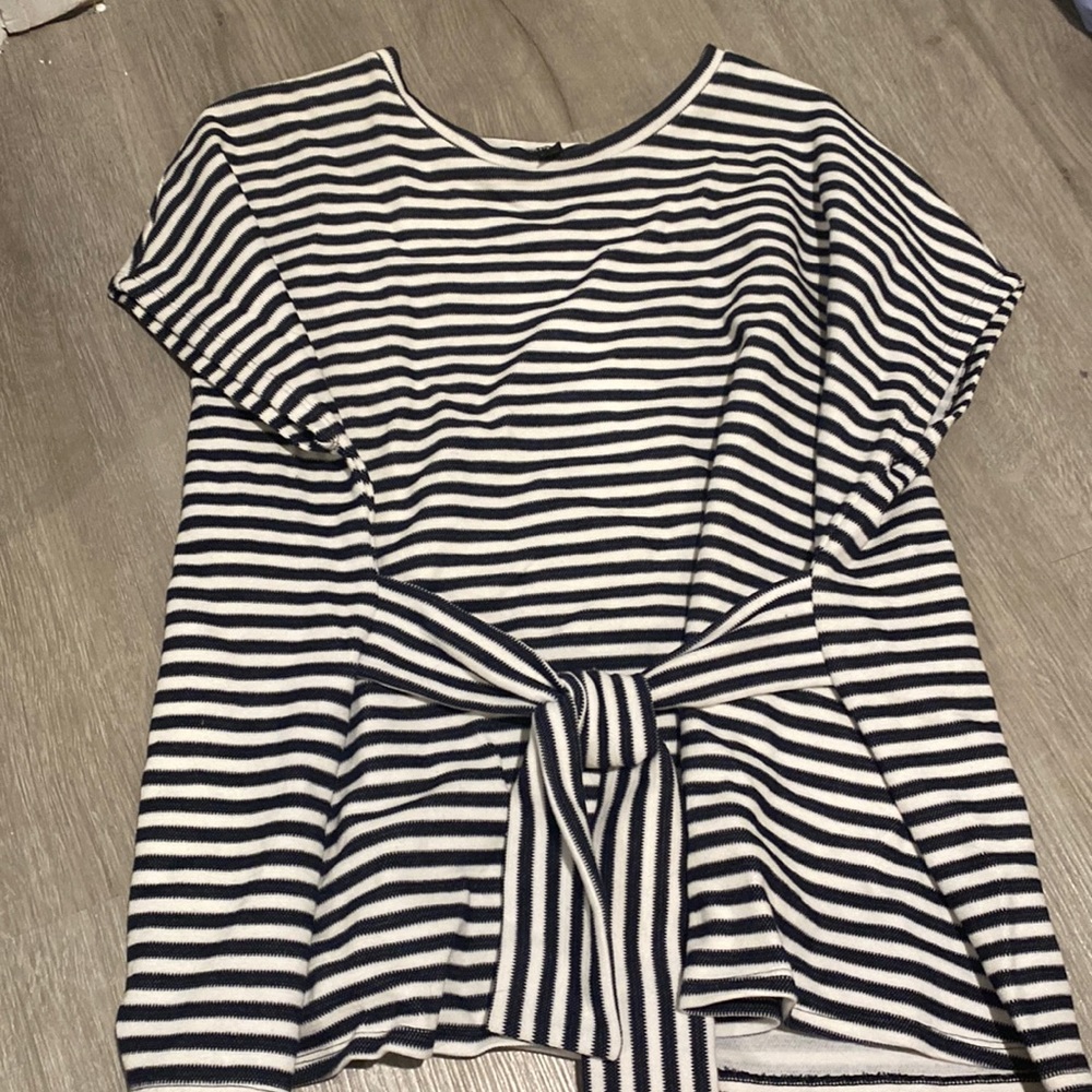 Tie waist sweater shirt